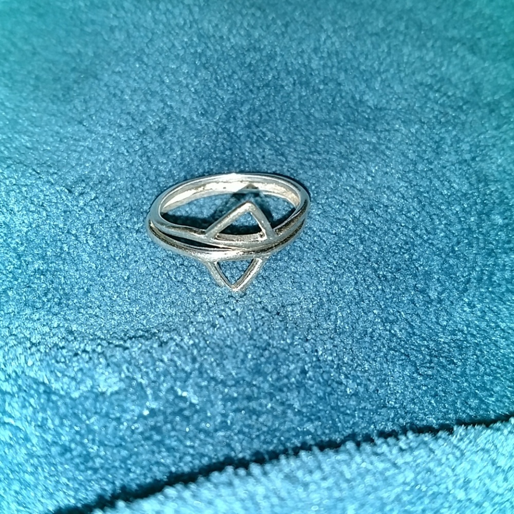 Pura vida ring!